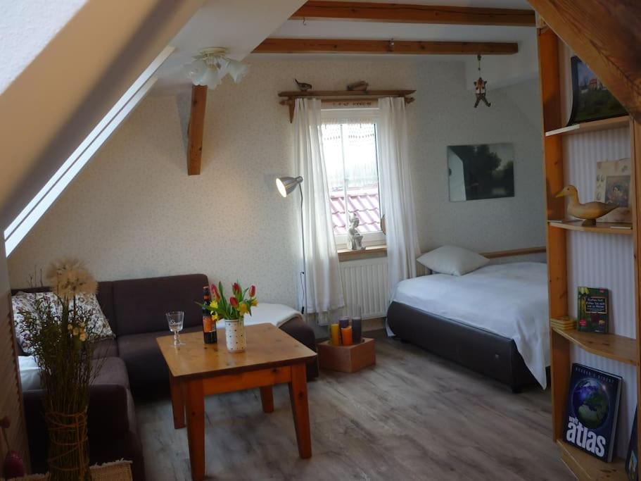 Erpelhaus Apartment Utzberg ภายนอก รูปภาพ